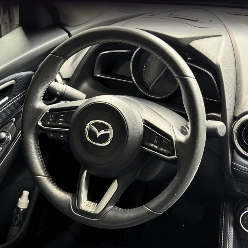 
								MAZDA 2 GRAND TOURING LX 1.5 AT full									