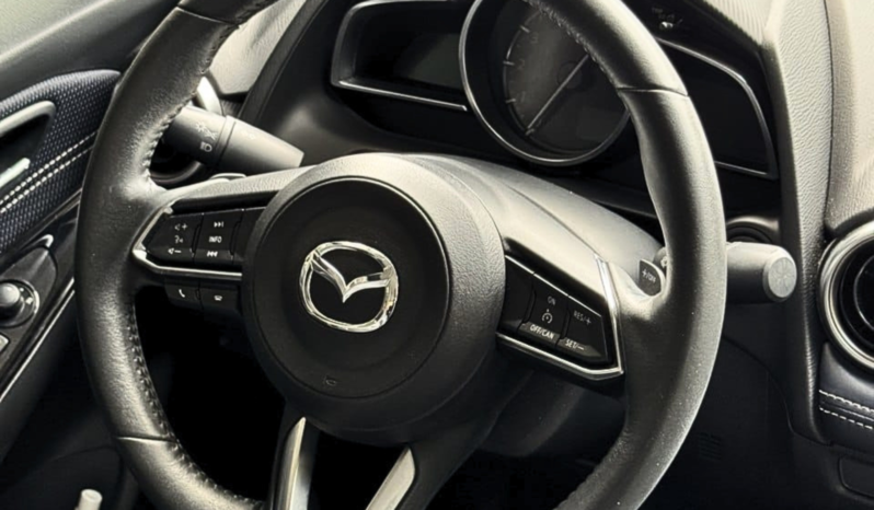 
								MAZDA 2 GRAND TOURING LX 1.5 AT full									