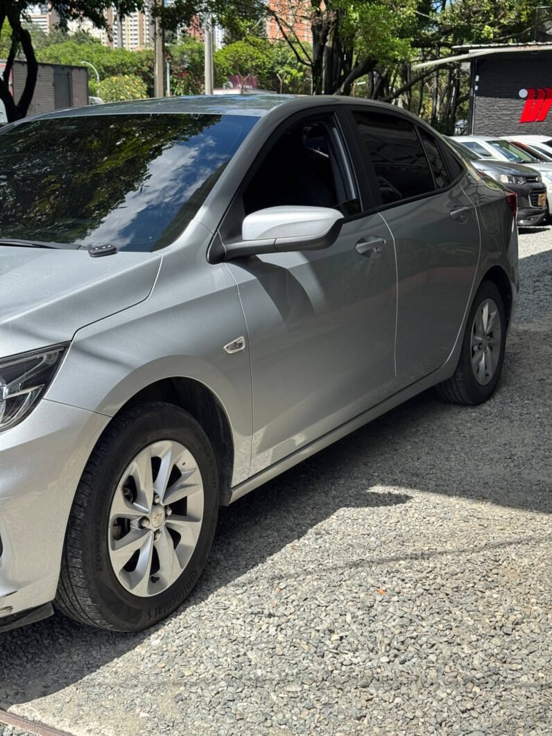
								CHEVROLET ONIX LTZ  TURBO AT SD full									