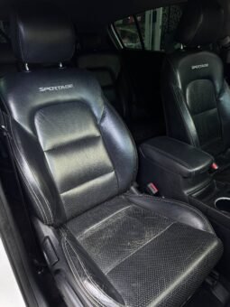
										KIA SPORTAGE DESIRE 2.0 AT 4X2 full									