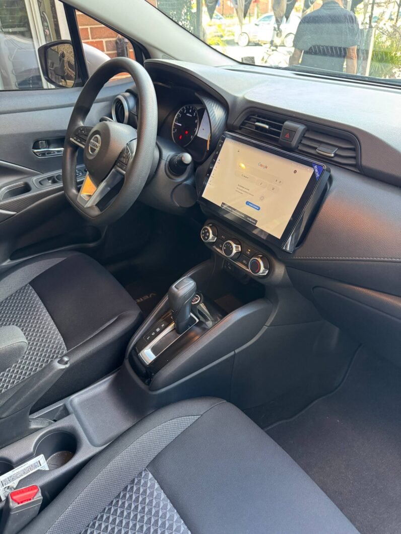 
								NISSAN NEW VERSA SENSE AT 1.6 full									