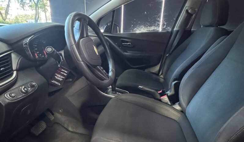 
								CHEVROLET TRACKER LS AT 1.8 4X2 full									