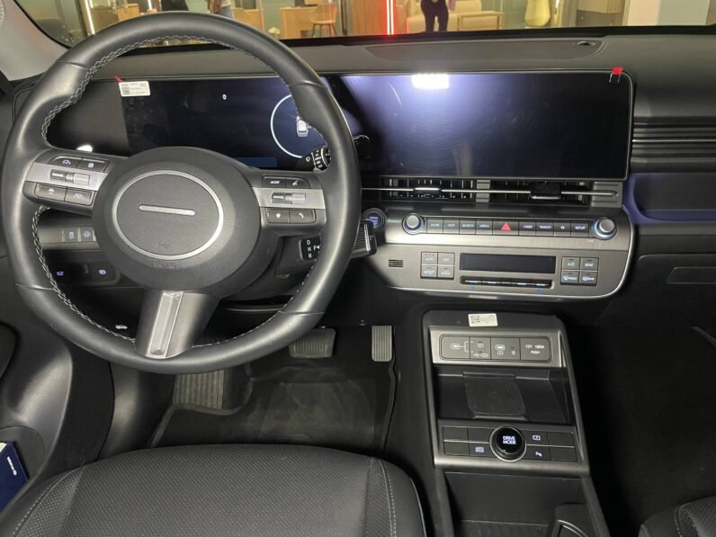 
								HYUNDAI KONA LIMITED HIBRIDA 1.6 AT 4X2 full									