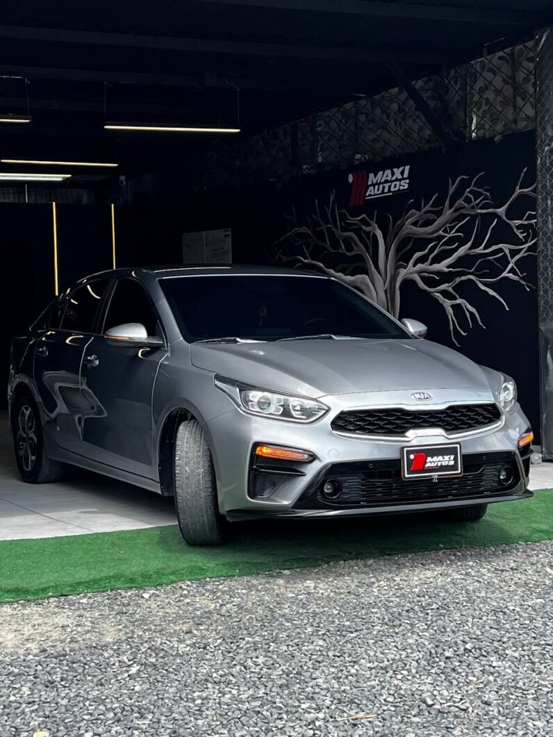 
								KIA CERATO VIVRO VIBRANT MT 1.6 full									