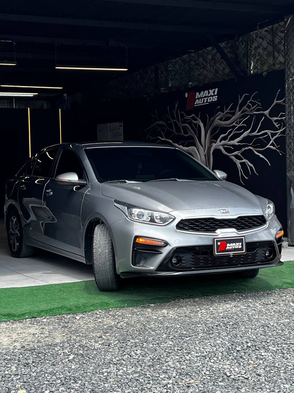 KIA CERATO VIVRO VIBRANT MT 1.6