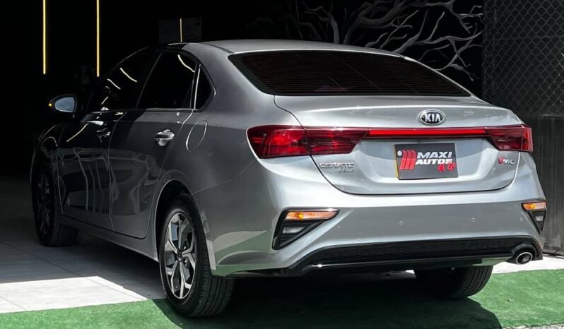 
								KIA CERATO VIVRO VIBRANT MT 1.6 full									