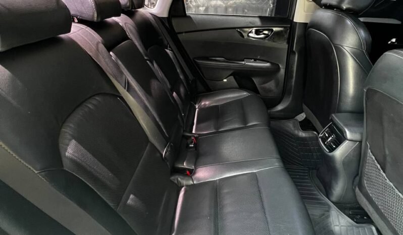 
								KIA CERATO VIVRO VIBRANT MT 1.6 full									