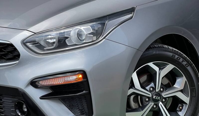 
								KIA CERATO VIVRO VIBRANT MT 1.6 full									