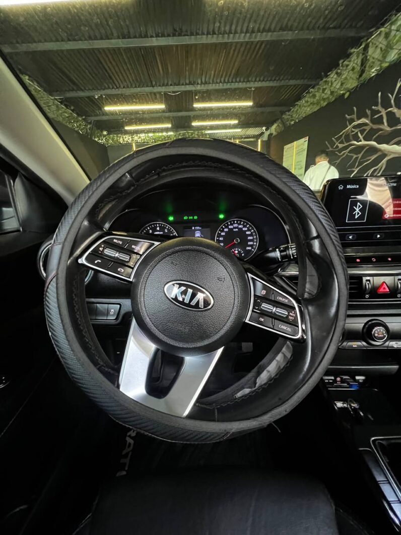 
								KIA CERATO VIVRO VIBRANT MT 1.6 full									