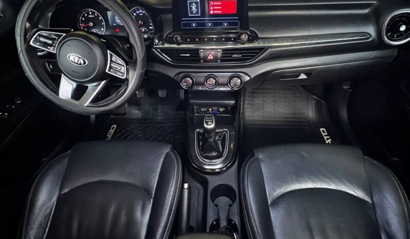 
								KIA CERATO VIVRO VIBRANT MT 1.6 full									