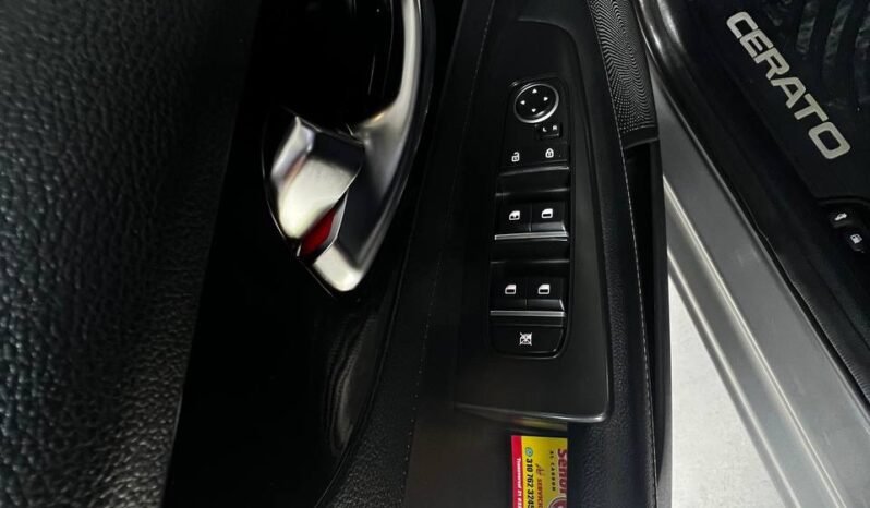 
								KIA CERATO VIVRO VIBRANT MT 1.6 full									