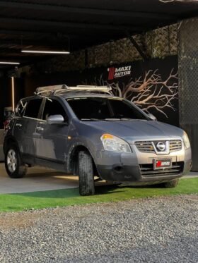 NISSAN QASHQAI AT 2.0