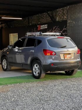 NISSAN QASHQAI AT 2.0