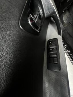 
										NISSAN QASHQAI AT 2.0 full									