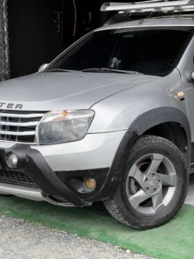 RENAULT DUSTER DYNAMIQUE 4X4 MT 2.0