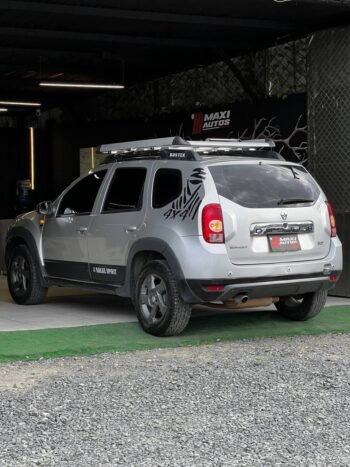 RENAULT DUSTER DYNAMIQUE 4X4 MT 2.0