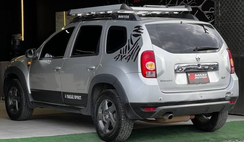 
								RENAULT DUSTER DYNAMIQUE 4X4 MT 2.0 full									