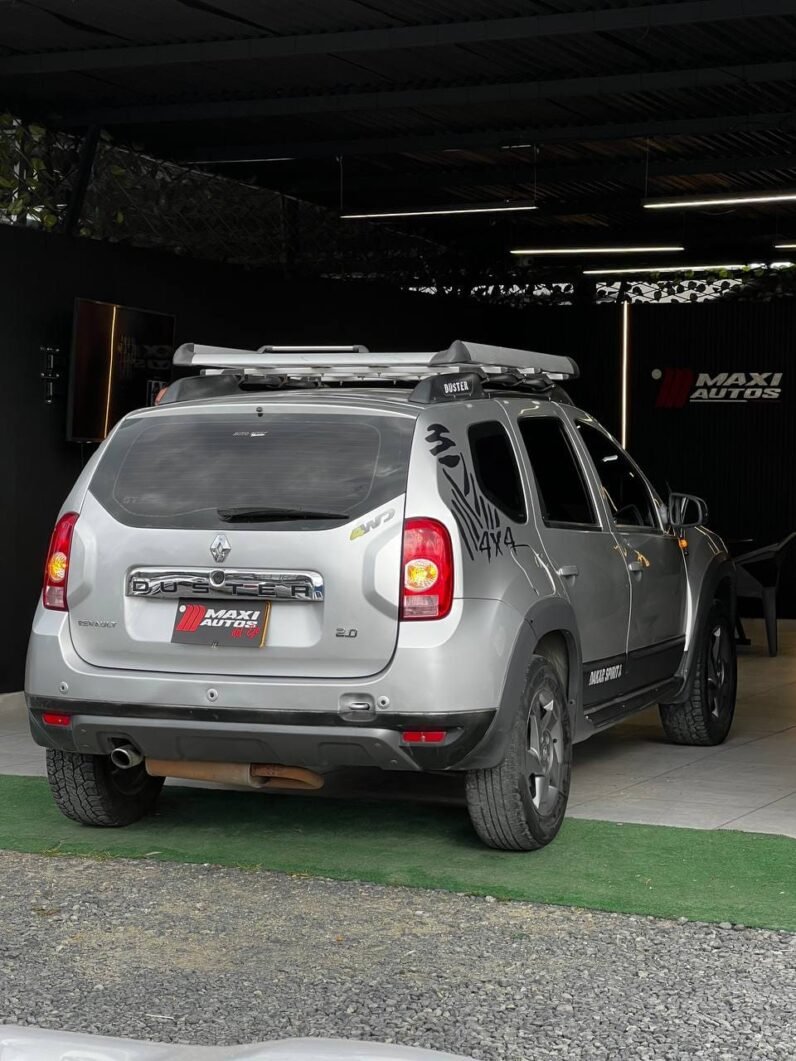 
								RENAULT DUSTER DYNAMIQUE 4X4 MT 2.0 full									