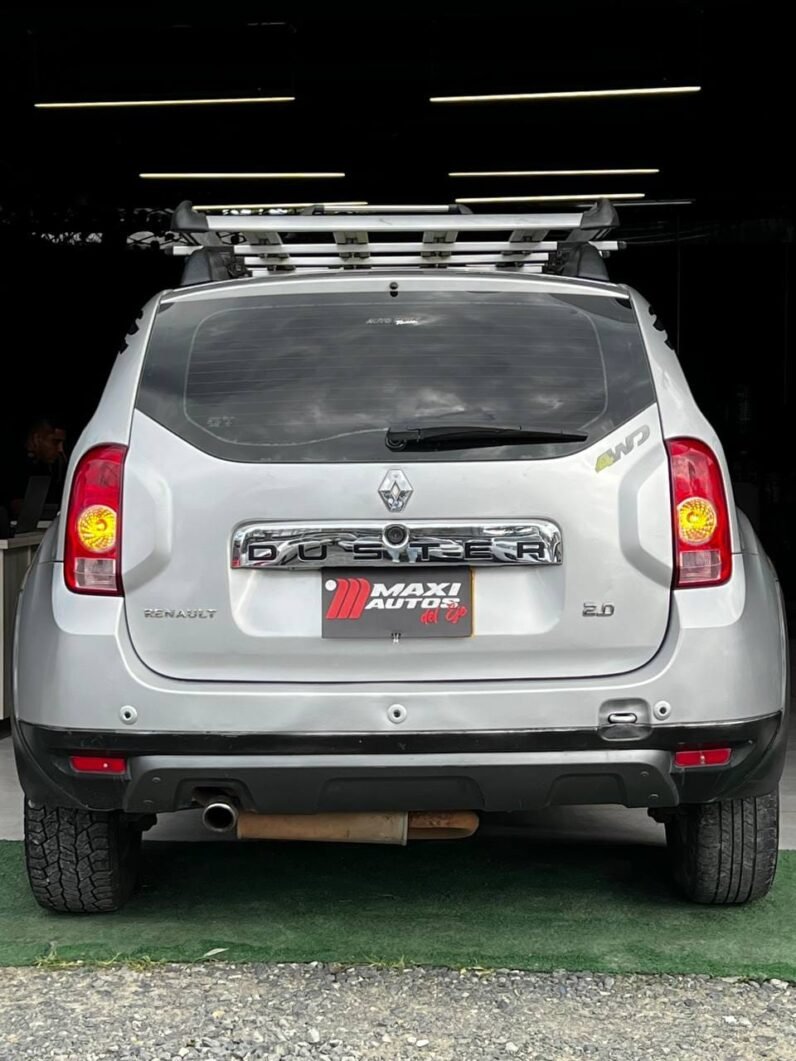 
								RENAULT DUSTER DYNAMIQUE 4X4 MT 2.0 full									