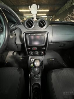 
										RENAULT DUSTER DYNAMIQUE 4X4 MT 2.0 full									