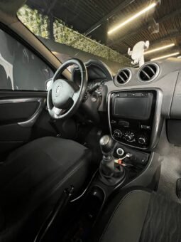 
										RENAULT DUSTER DYNAMIQUE 4X4 MT 2.0 full									