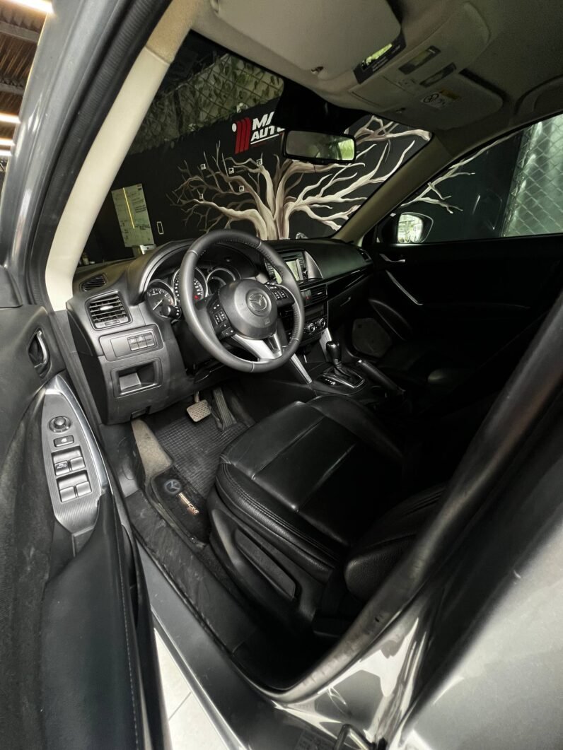 
								MAZDA Cx5 HIGH 2.0 AT 4×2 full									