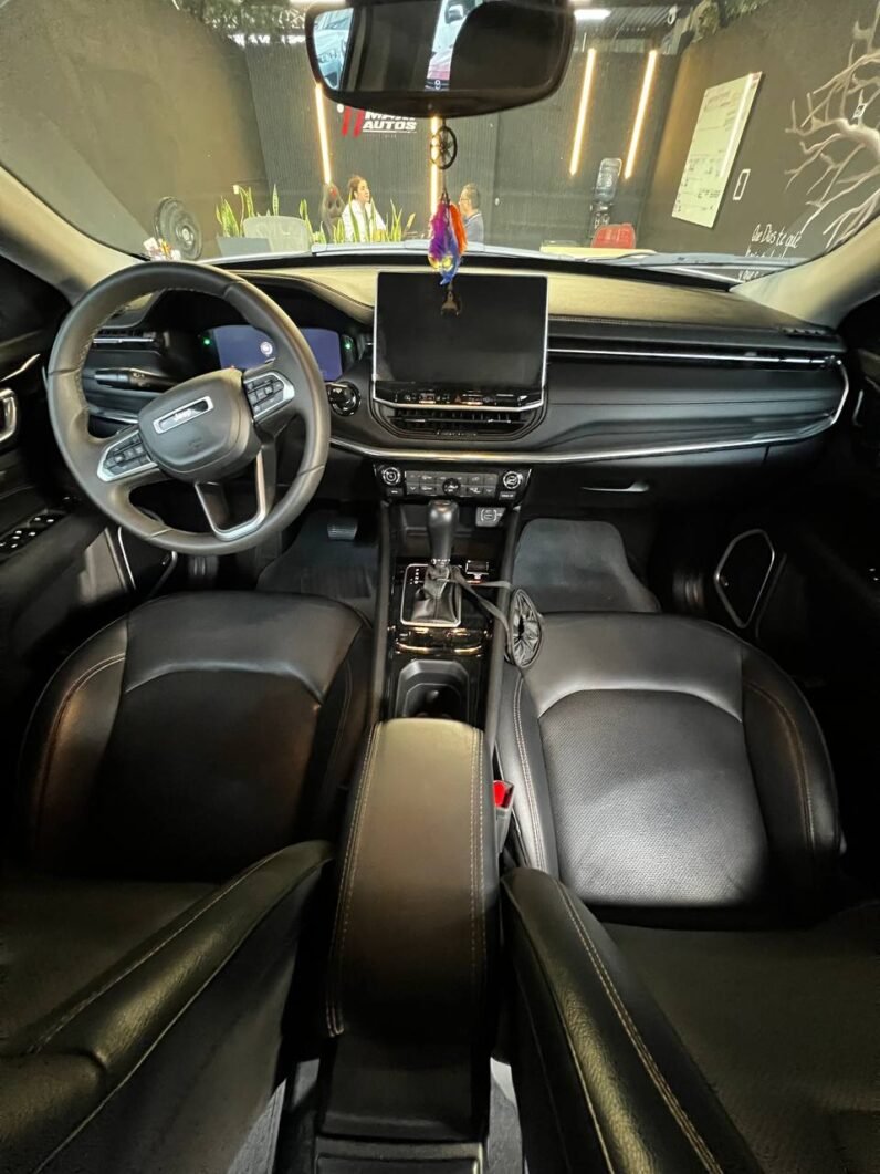 
								JEEP COMPASS LIMITED PLUS 1.4 full									