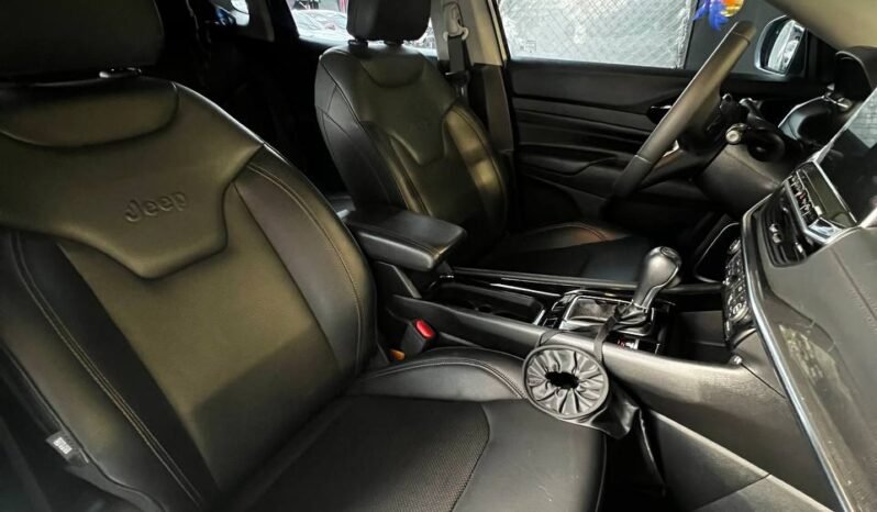 
								JEEP COMPASS LIMITED PLUS 1.4 full									