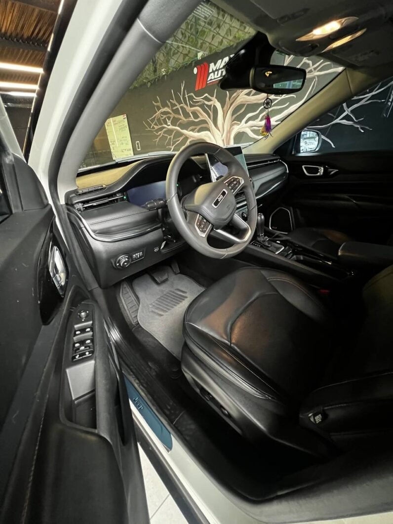 
								JEEP COMPASS LIMITED PLUS 1.4 full									