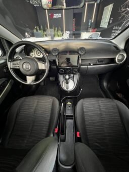 
										MAZDA 2 HB AT full									