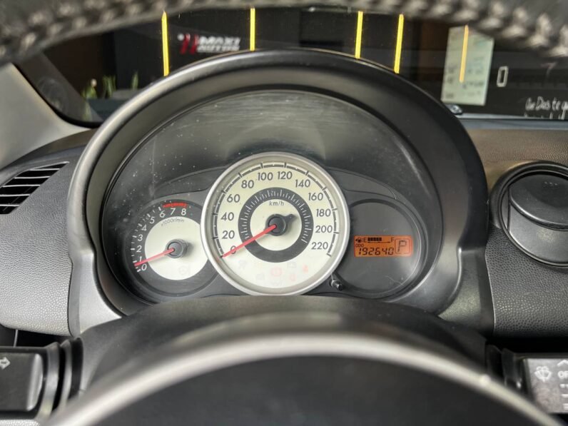 
								MAZDA 2 HB AT full									