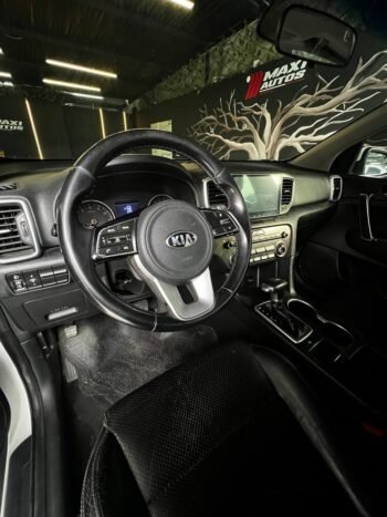 KIA SPORTAGE VIBRANT AT 2.0 4X2