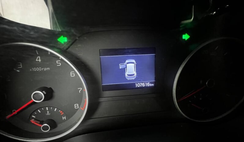 
								KIA SPORTAGE VIBRANT AT 2.0 4X2 full									