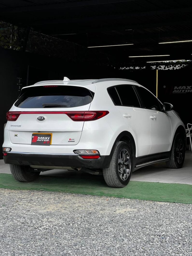
								KIA SPORTAGE VIBRANT AT 2.0 4X2 full									