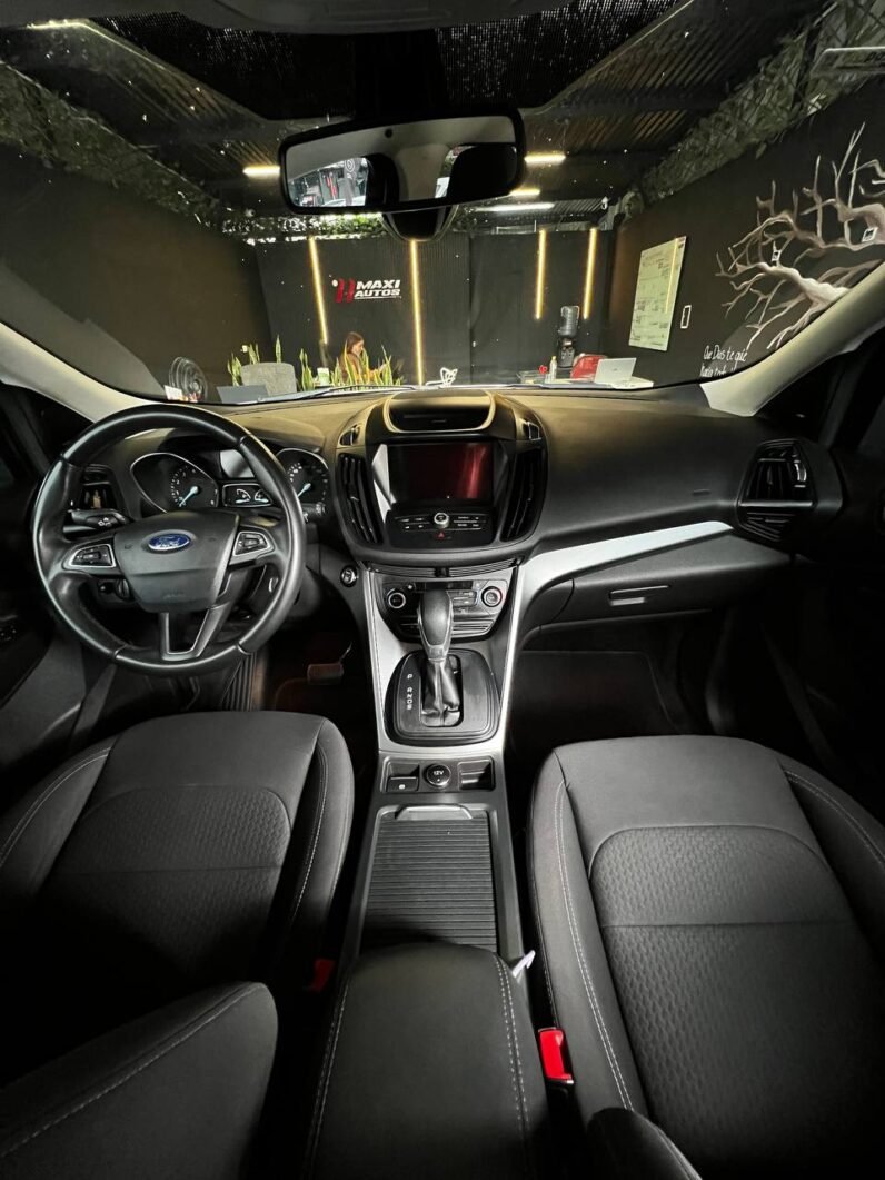 
								FORD ESCAPE SE 2.0L AT 4×2 full									