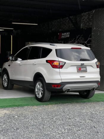 FORD ESCAPE SE 2.0L AT 4×2