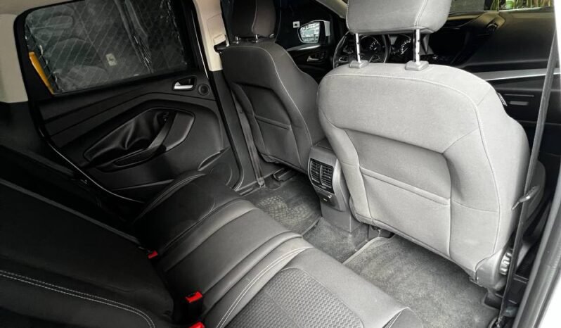 
								FORD ESCAPE SE 2.0L AT 4×2 full									