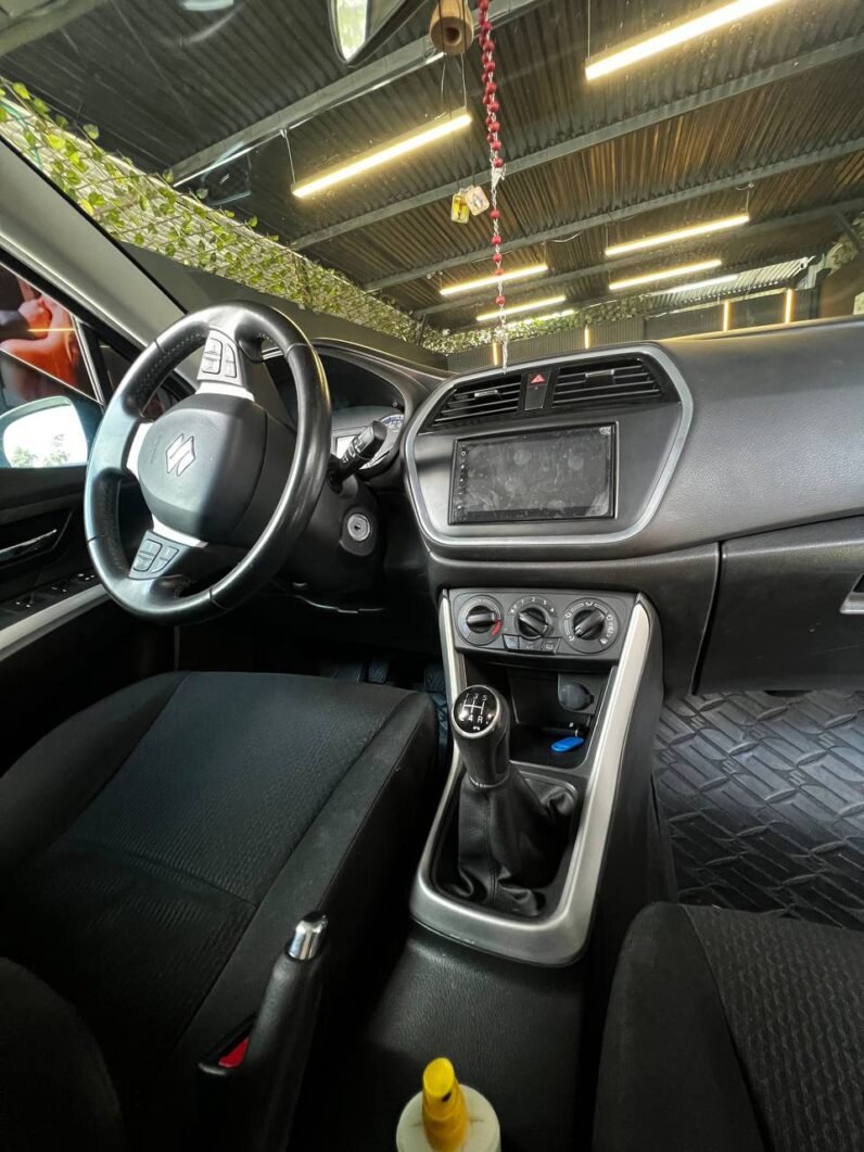 
								SUZUKI SCROSS 2WD MT GL1.6 4X2 full									