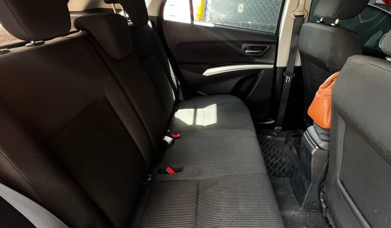 
								SUZUKI SCROSS 2WD MT GL1.6 4X2 full									