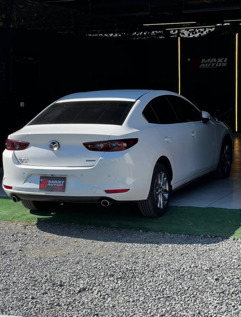 
								MAZDA 3 TOURING SD full									