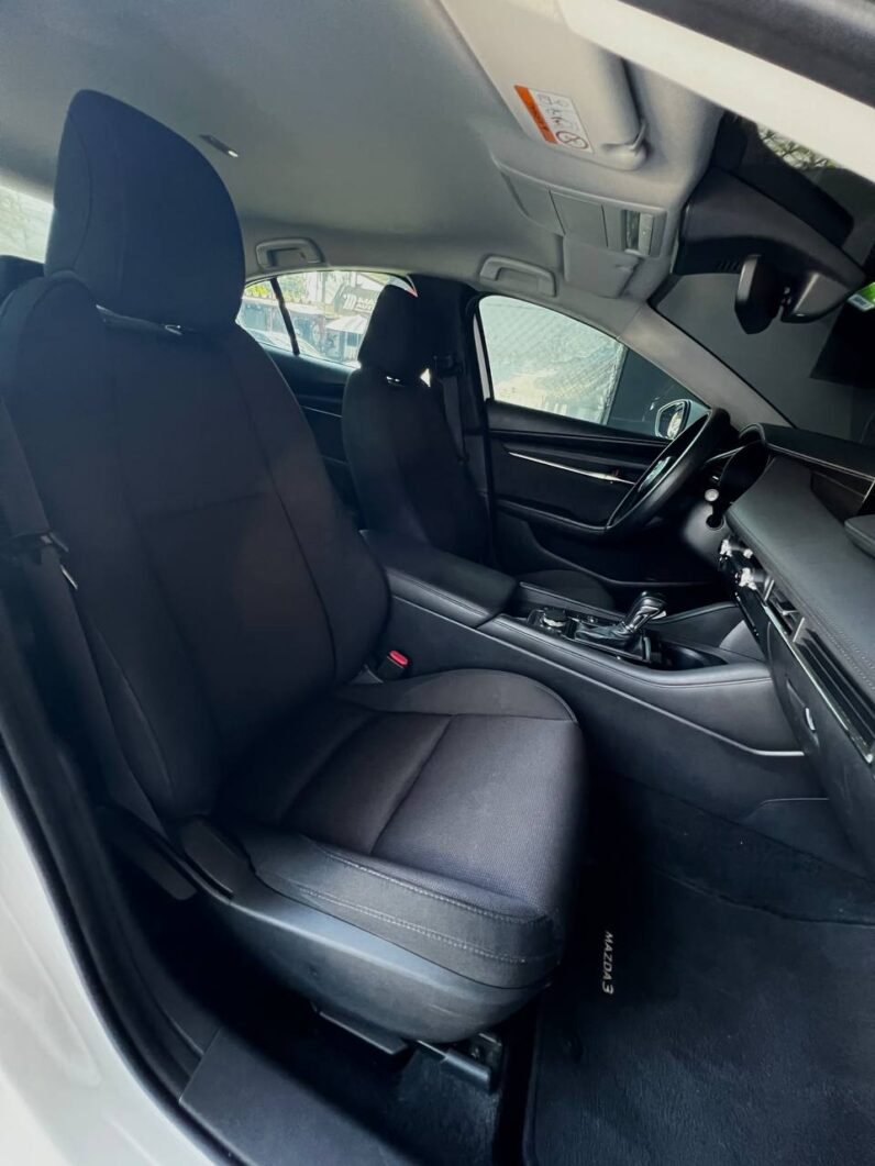 
								MAZDA 3 TOURING SD full									