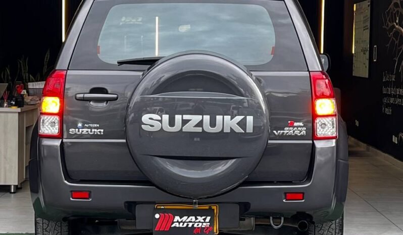 
								SUZUKI GRAND VITARA AT 2.4 4X2 full									