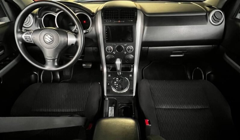
								SUZUKI GRAND VITARA AT 2.4 4X2 full									