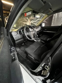 
										SUZUKI GRAND VITARA AT 2.4 4X2 full									
