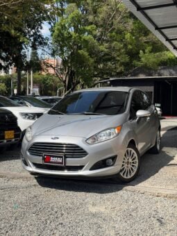 FORD FIESTA TITANIUM AT 1.6