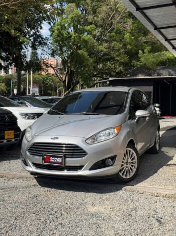 FORD FIESTA TITANIUM AT 1.6