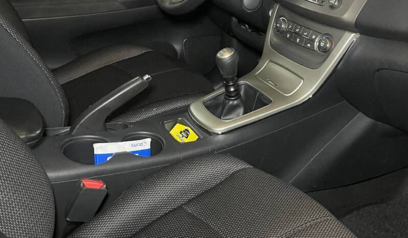 
								NISSAN SENTRA B17 ADVANCE  MT 1.8 full									