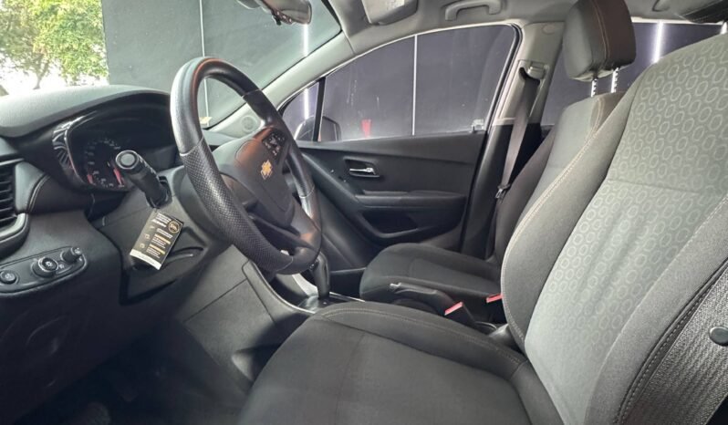 
								CHEVROLET TRACKER LS AT 1.8 4X2 full									