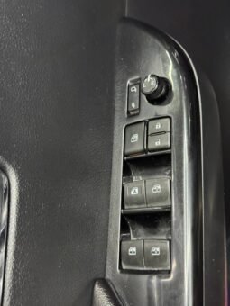 
										TOYOTA HILUX 2.8 DIESEL AT 4X4 full									