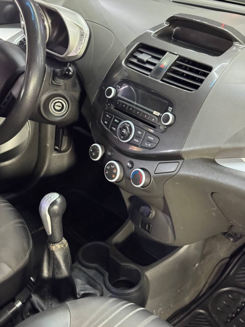 
								CHEVROLET SPARK GT LTZ MT 1.2 full									